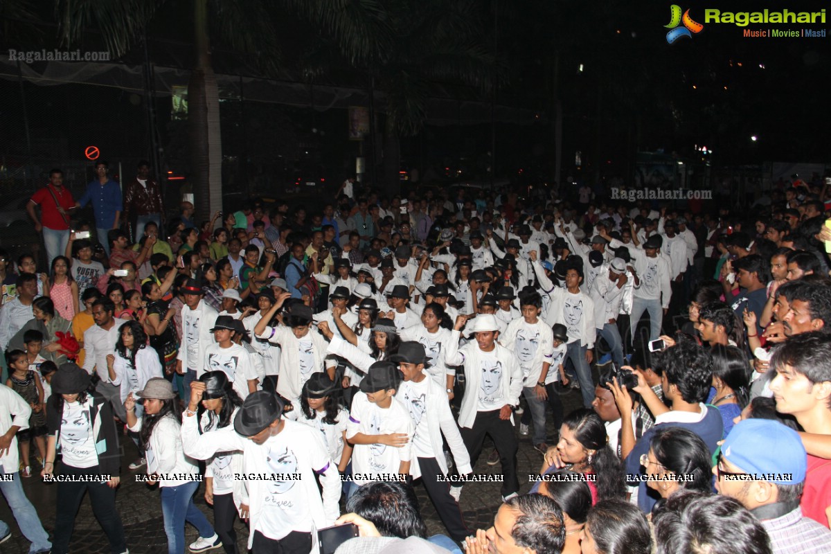 Tribute to MJ: Rams Step Up Dance Company's Flash Mob at Prasadz