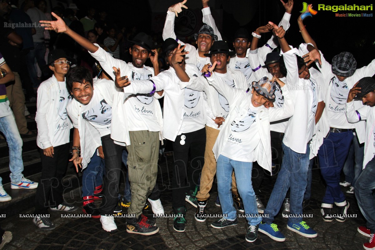 Tribute to MJ: Rams Step Up Dance Company's Flash Mob at Prasadz