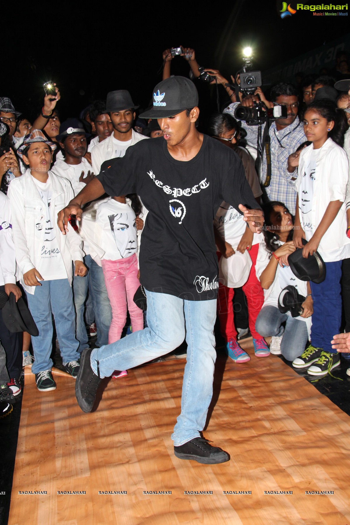 Tribute to MJ: Rams Step Up Dance Company's Flash Mob at Prasadz