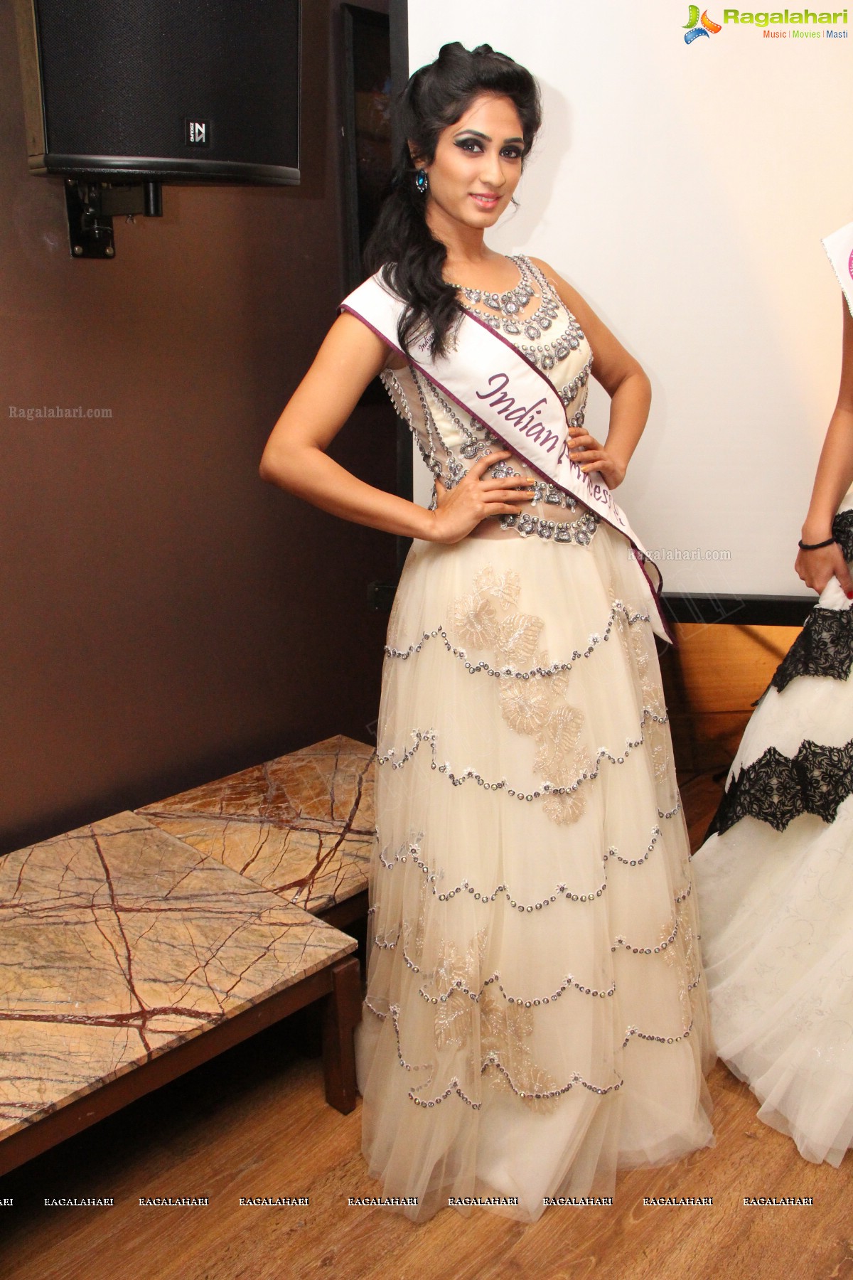 Miss Universal Princess 2013 Curtain Raiser