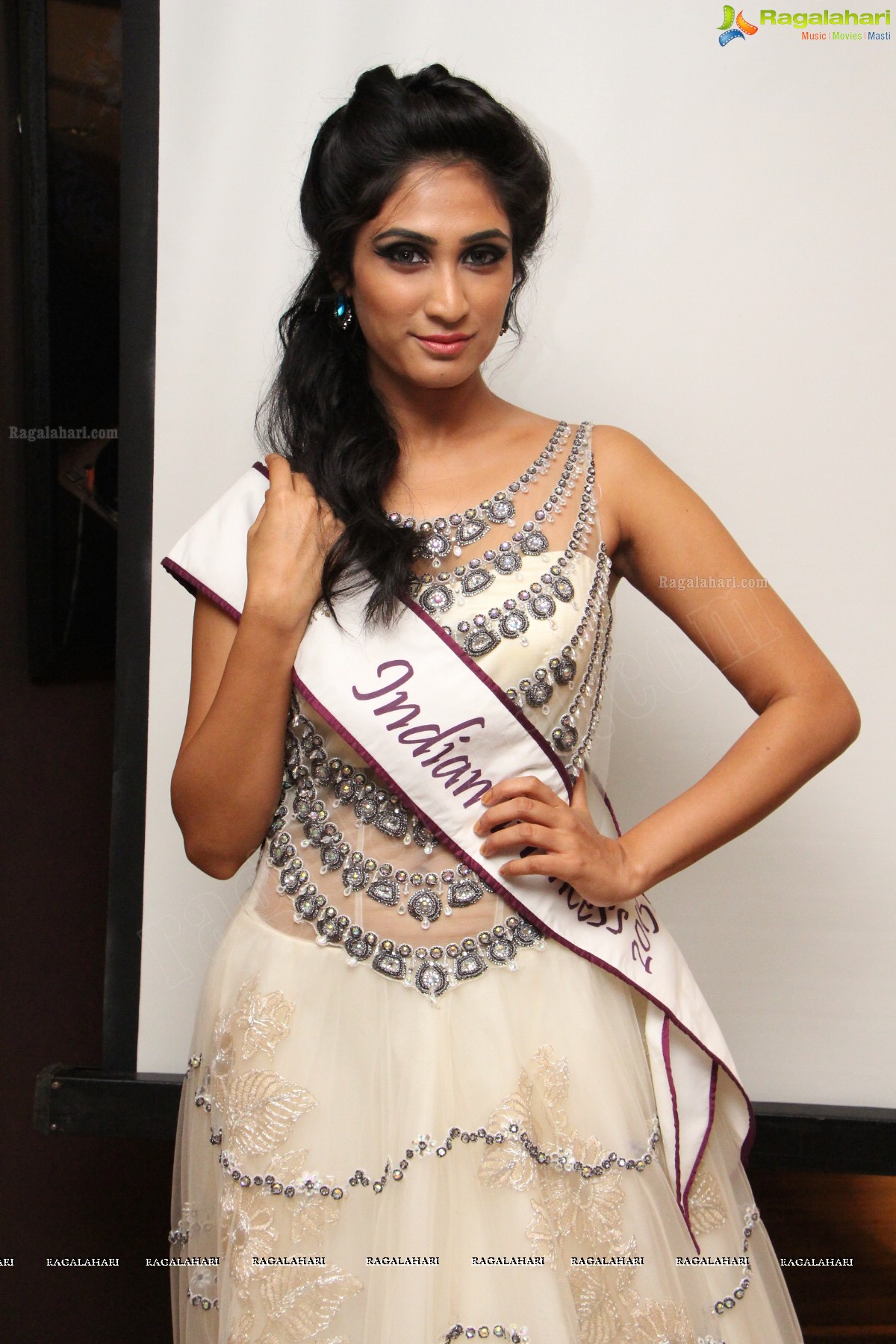 Miss Universal Princess 2013 Curtain Raiser