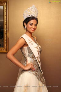 Miss Universal Princess 2013 Curtain Raiser