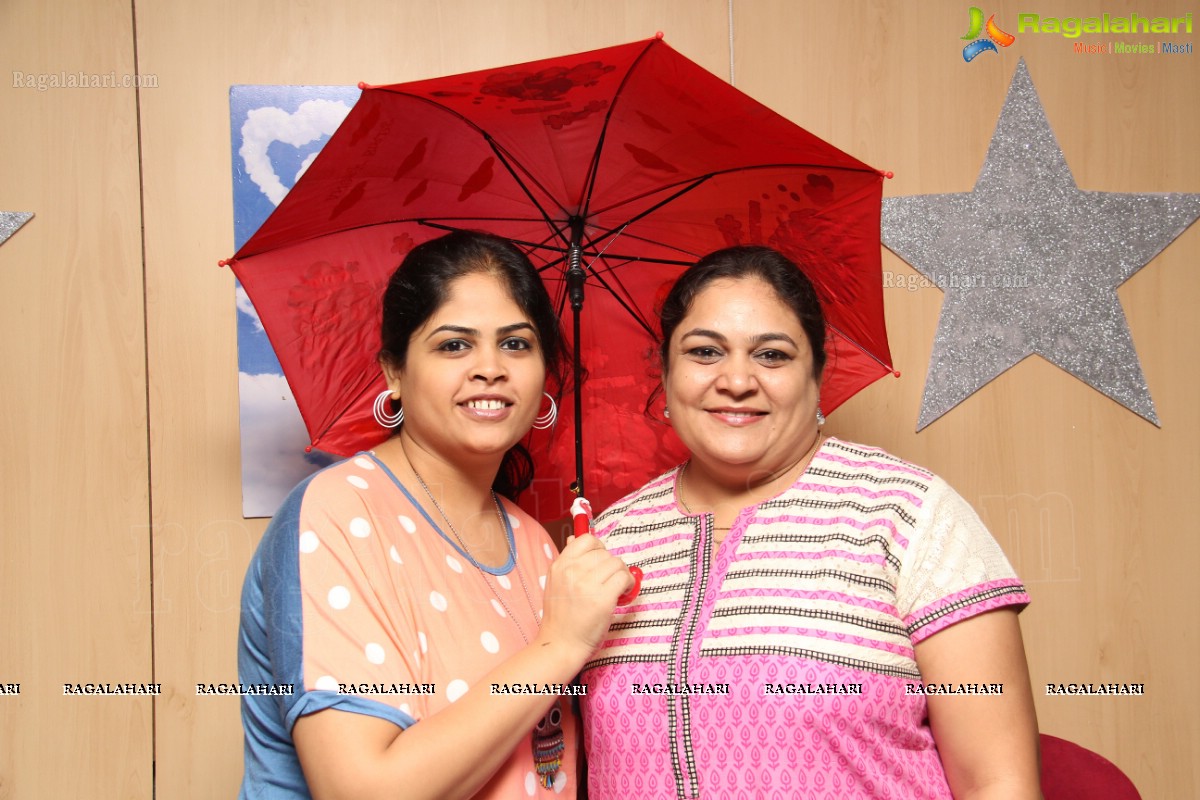 Monsoon Theme by Mom Kiddos Club, Hyderabad | Hosts: Neha and Anita