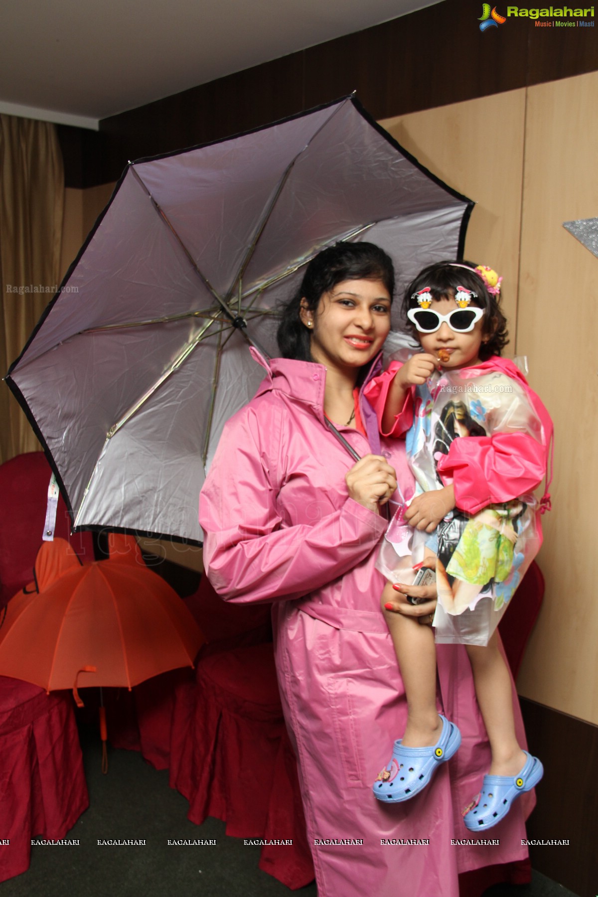 Monsoon Theme by Mom Kiddos Club, Hyderabad | Hosts: Neha and Anita