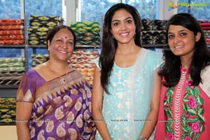 Ritu Varma inaugurates Pochampally IKAT Mela