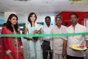 Ritu Varma inaugurates Pochampally IKAT Mela