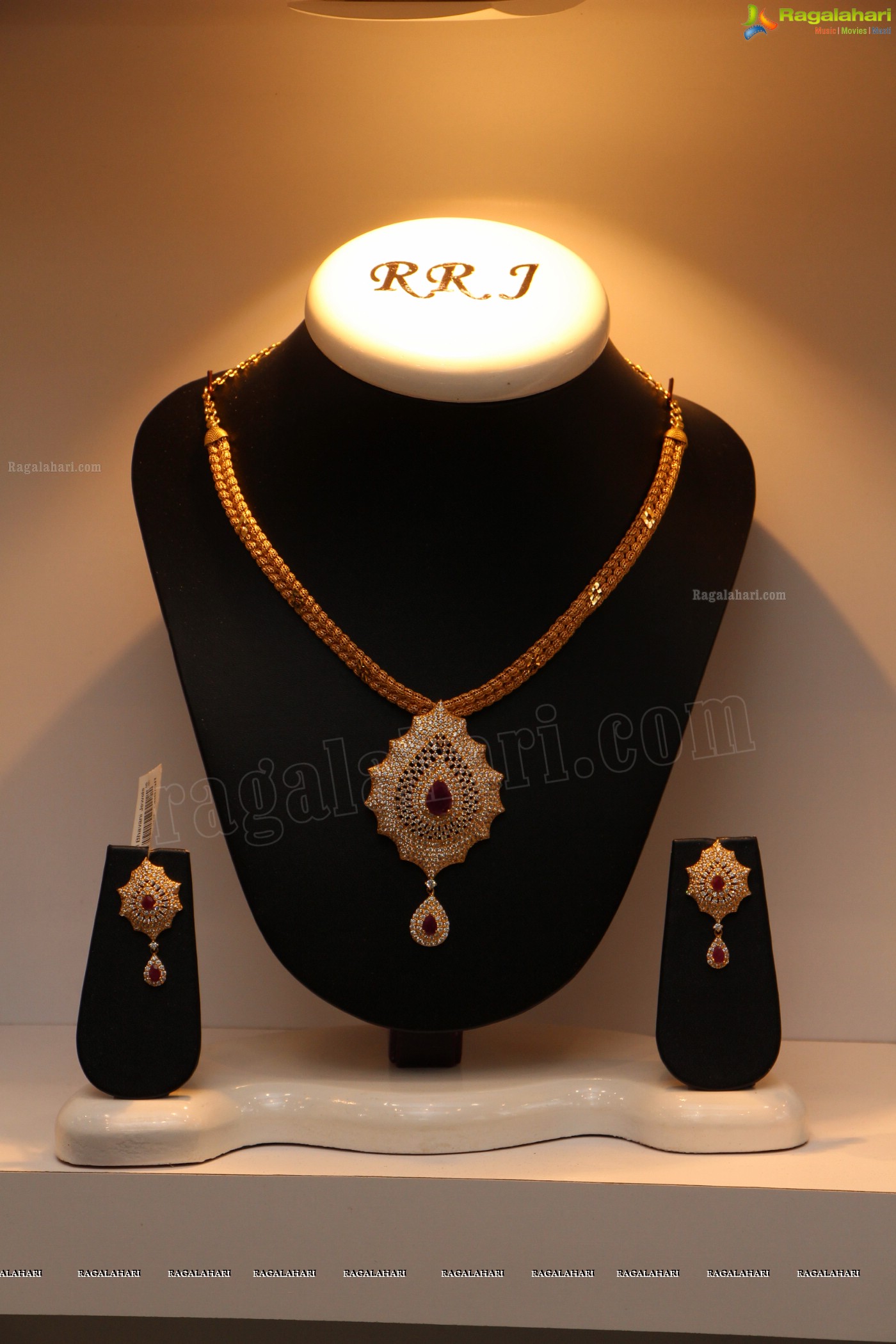 Radha Ghantasala's RR Jewellers Launch, Hyderabad