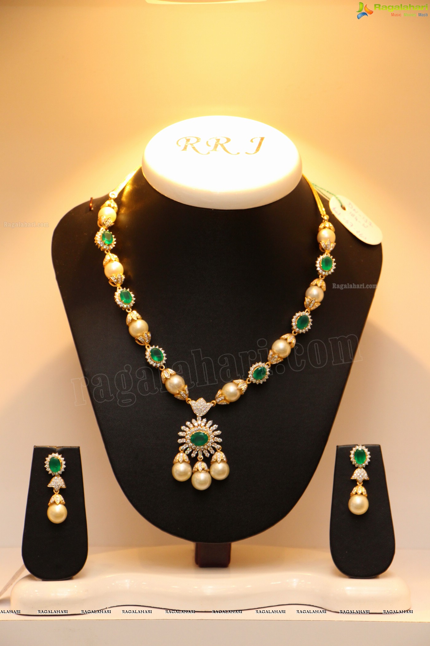 Radha Ghantasala's RR Jewellers Launch, Hyderabad
