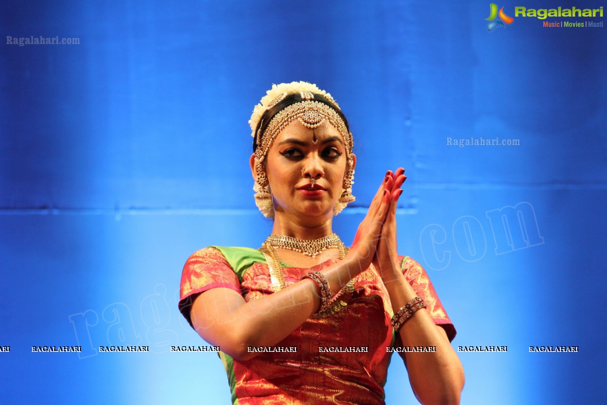 Kuchipudi Rangapravesam performance by Sahithi Reddy