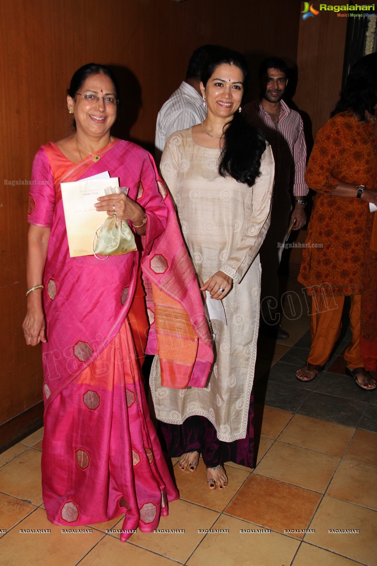 Kuchipudi Rangapravesam performance by Sahithi Reddy