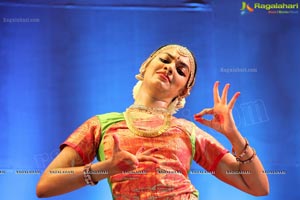 Kuchipudi Rangapravesam performance by Sahithi Reddy