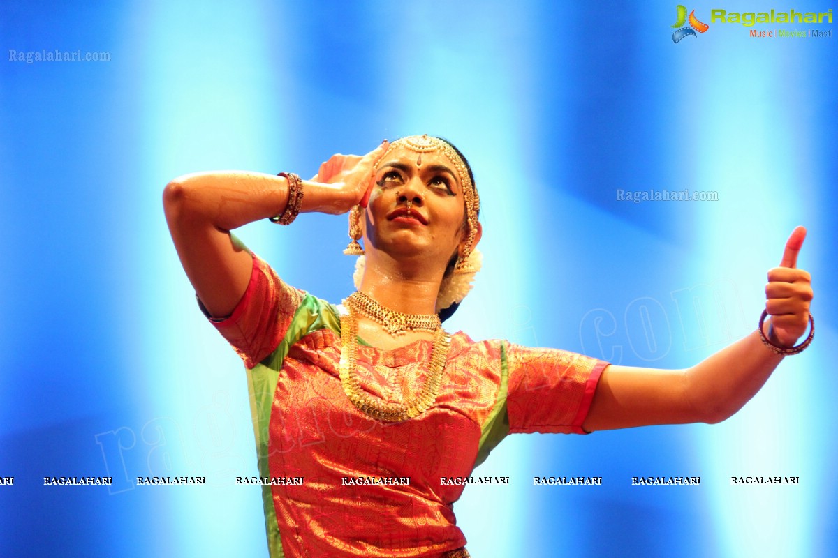 Kuchipudi Rangapravesam performance by Sahithi Reddy