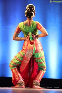 Kuchipudi Rangapravesam performance by Sahithi Reddy