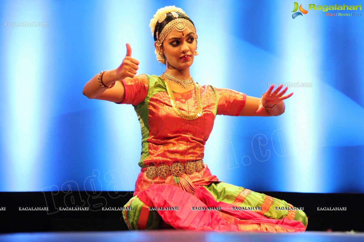 Kuchipudi Rangapravesam performance by Sahithi Reddy