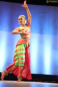 Kuchipudi Rangapravesam performance by Sahithi Reddy