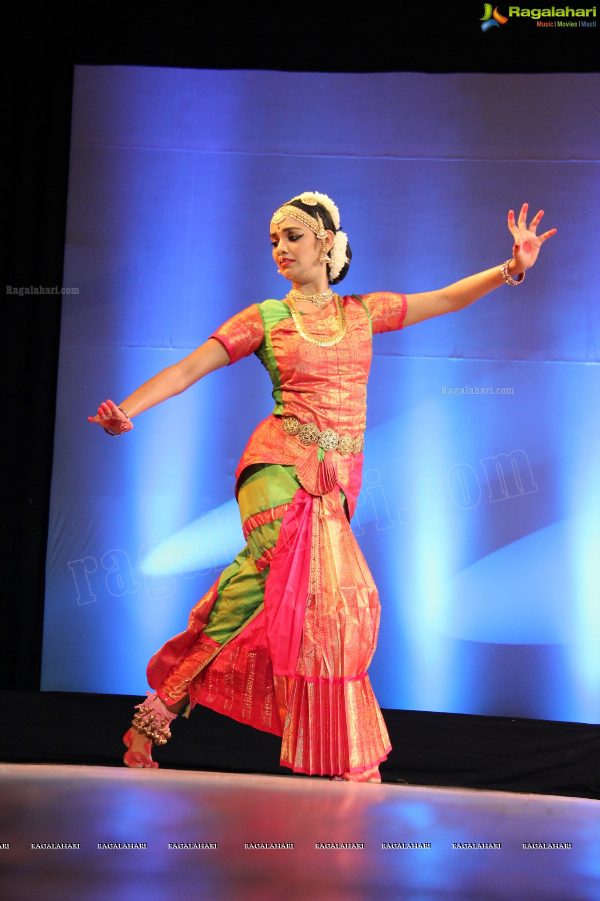 Kuchipudi Rangapravesam performance by Sahithi Reddy