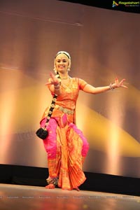 Kuchipudi Rangapravesam performance by Sahithi Reddy