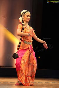 Kuchipudi Rangapravesam performance by Sahithi Reddy