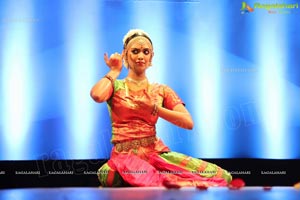 Kuchipudi Rangapravesam performance by Sahithi Reddy