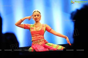 Kuchipudi Rangapravesam performance by Sahithi Reddy