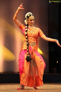 Kuchipudi Rangapravesam performance by Sahithi Reddy