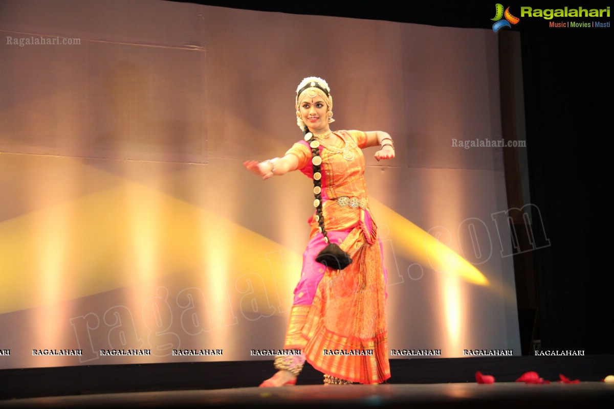 Kuchipudi Rangapravesam performance by Sahithi Reddy