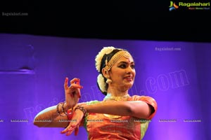 Kuchipudi Rangapravesam performance by Sahithi Reddy