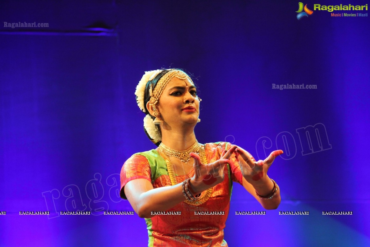 Kuchipudi Rangapravesam performance by Sahithi Reddy