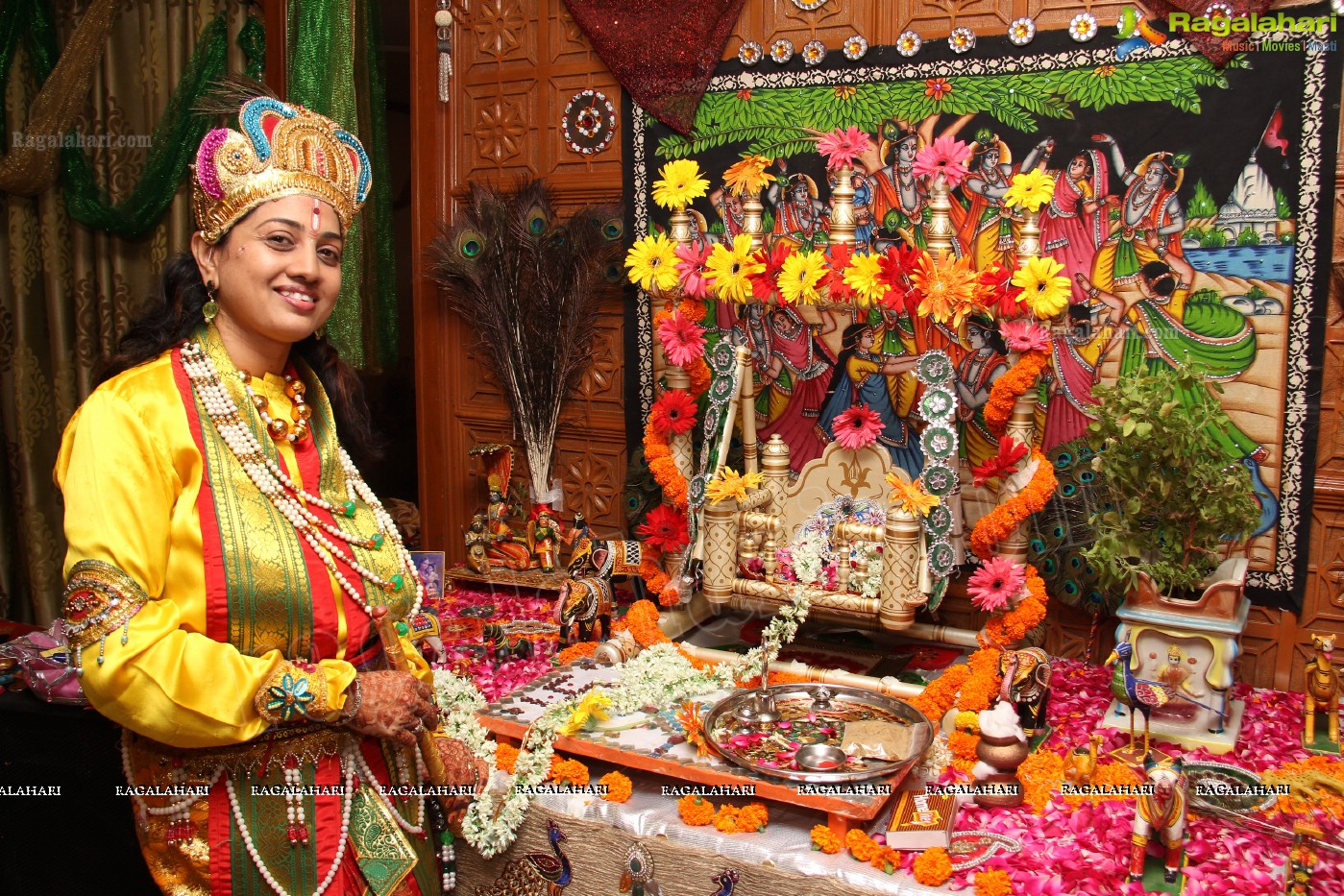 Samanvay Ladies Club's 2013 Krishna Janmashtami Celebrations