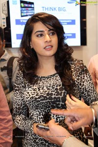 Archana launches Samsung Digital Plaza