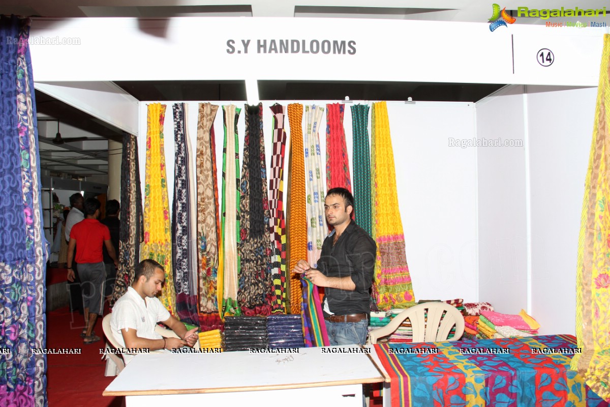 Styles & Weaves Expo at Kamma Sangham, Hyderabad