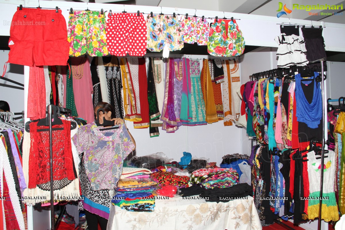 Styles & Weaves Expo at Kamma Sangham, Hyderabad