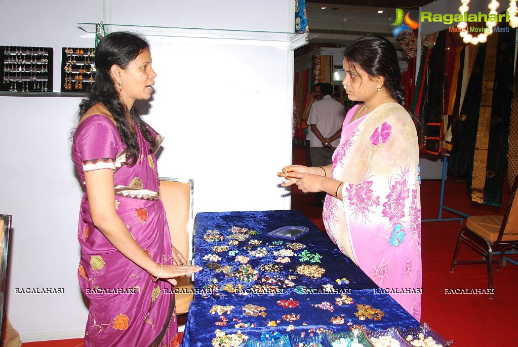 Styles and Weaves Exhibition at Hanumakonda