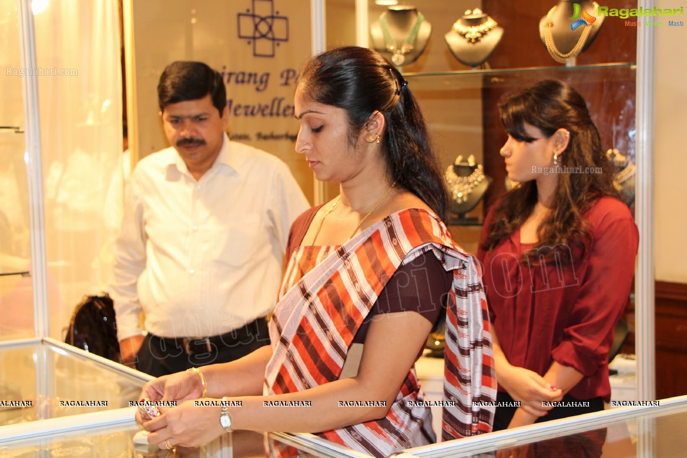 Araaish Exhibition at Taj Deccan