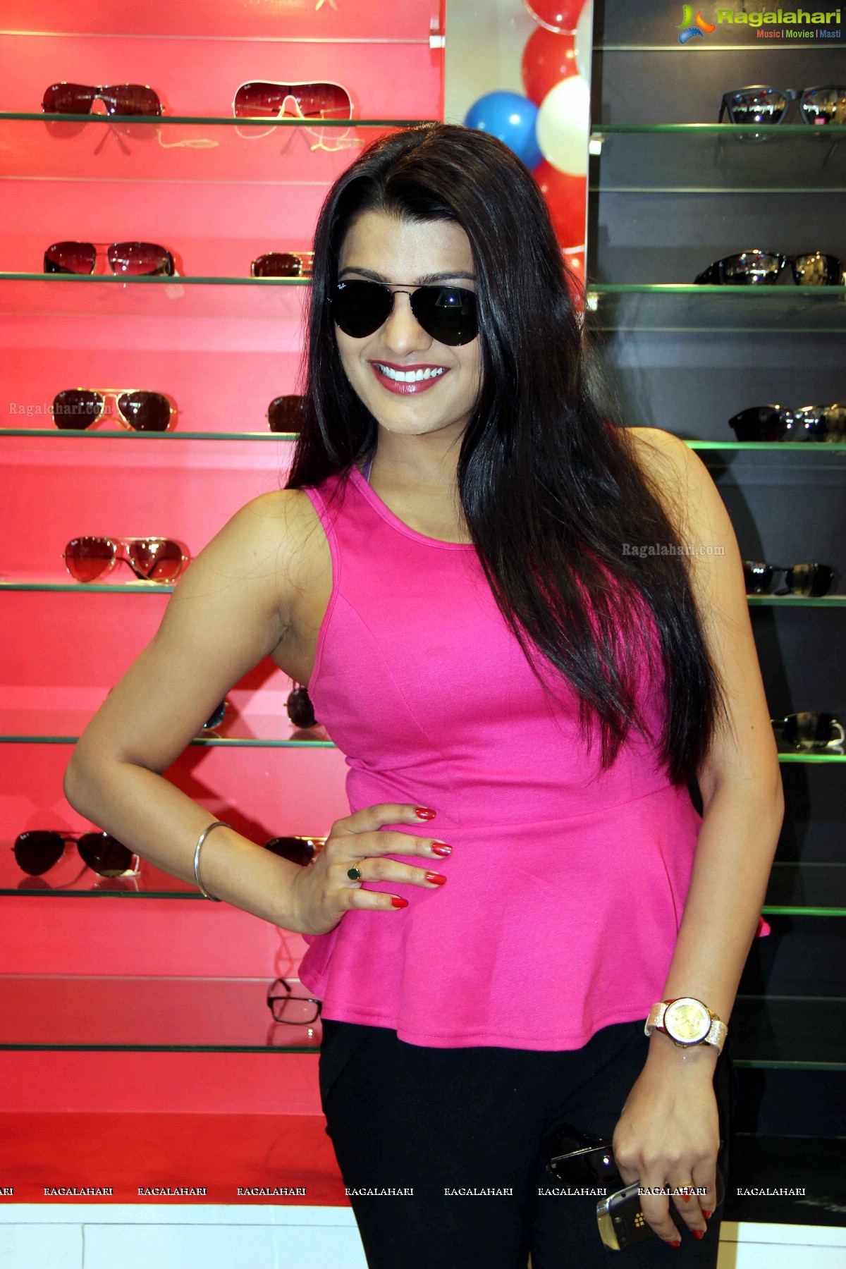 Tashu Kaushik launches Optorium Eye Store Kukatpally