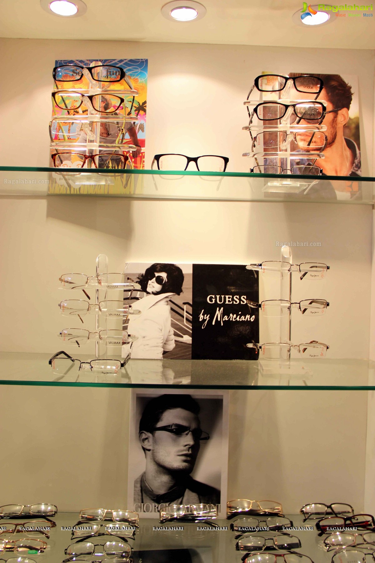 Tashu Kaushik launches Optorium Eye Store Kukatpally