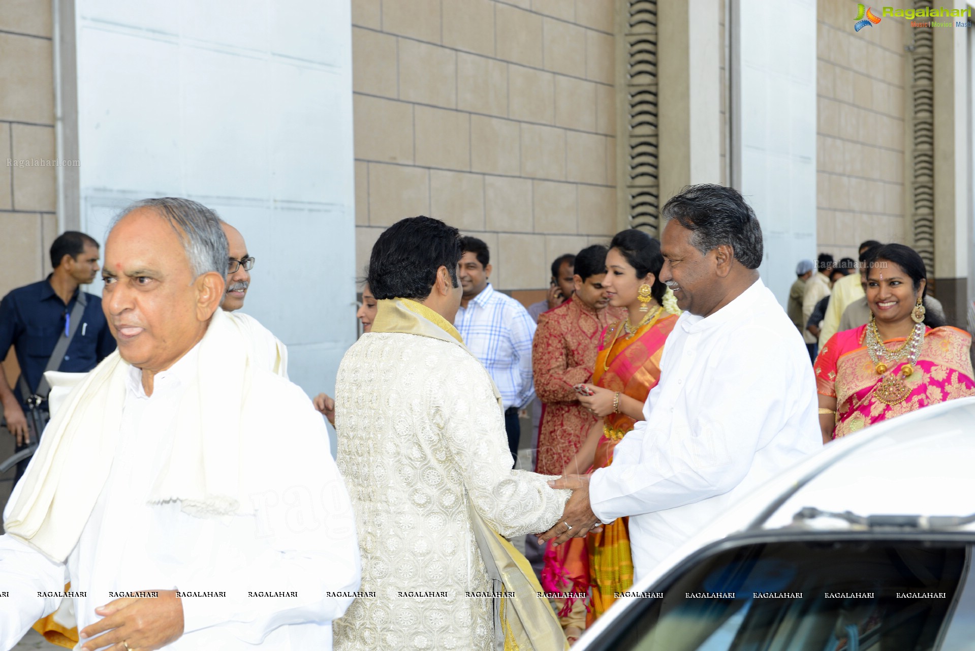 Nandamuri Tejaswini Weds Sri Bharath (High Definition Photos)