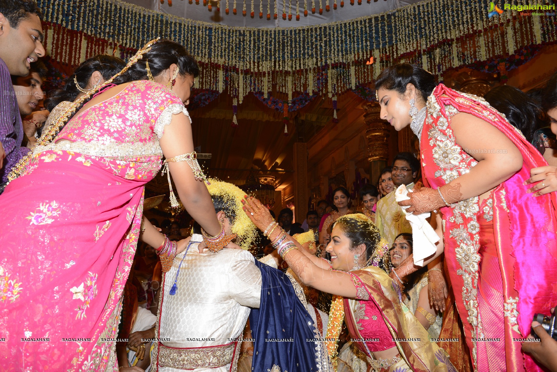 Nandamuri Tejaswini Weds Sri Bharath (High Definition Photos)