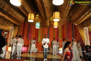 Loukyam Hamsanandini Item Song