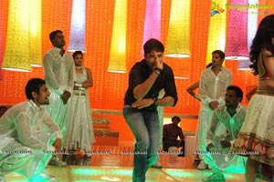 Loukyam Hamsanandini Item Song