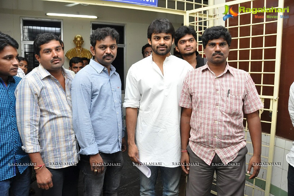 Sai Dharam Tej and Pawan Kalyan Fans Donated Stretchers To Gandhi Hospital