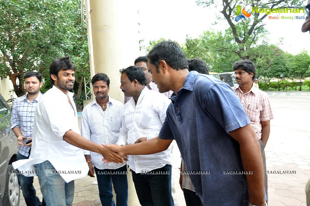 Sai Dharam Tej and Pawan Kalyan Fans Donated Stretchers To Gandhi Hospital