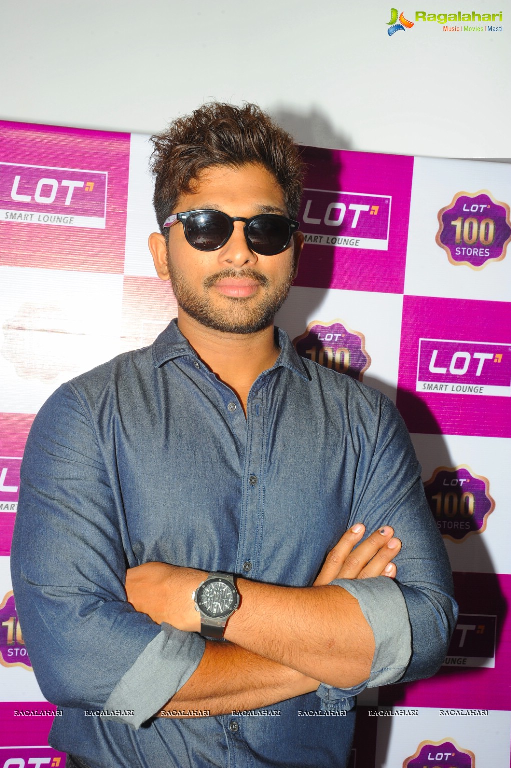 Allu Arjun launches Lot Mobiles 100th Store in Hyderabad