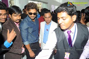 Allu Arjun Lot Mobiles