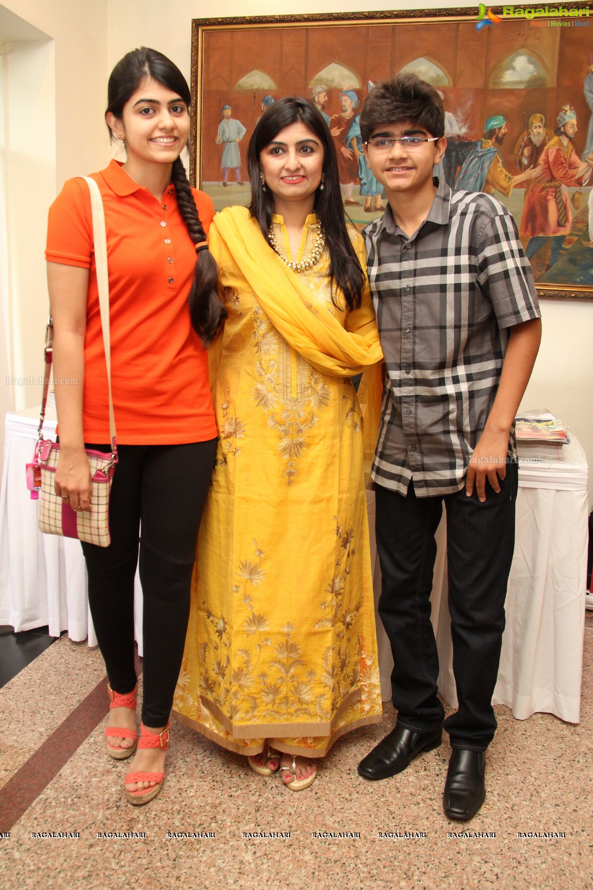 Araaish Hyderabad by Samia Alam & Swathi Kilaru (Aug. 2014)