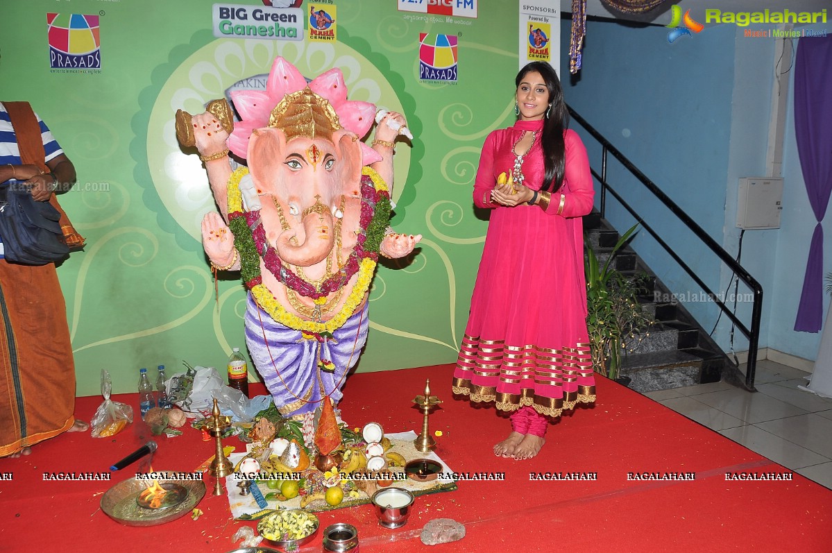 Regina Cassandra at BIG Green Ganesha 2014