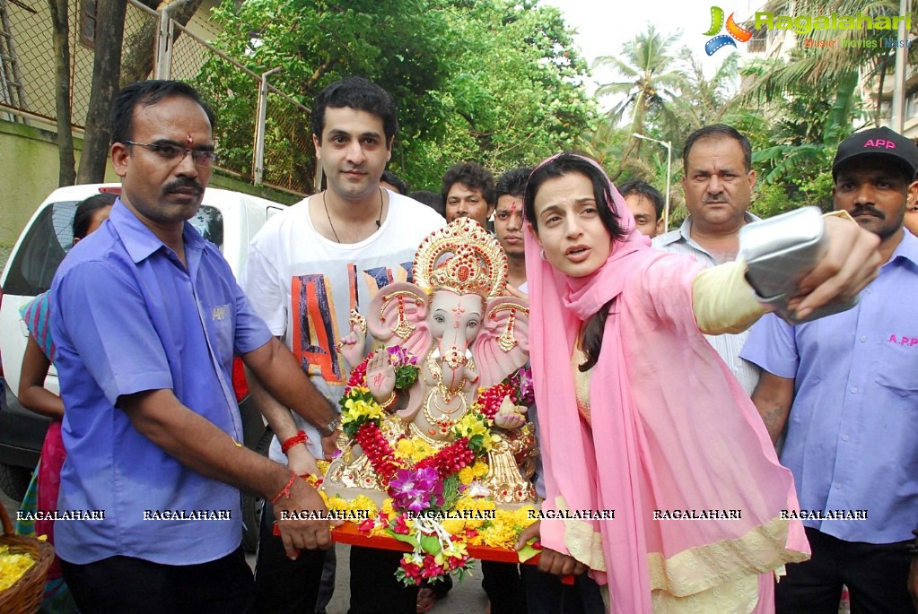 Bollywood Celebs at Ganesh Idol Immersion Procession