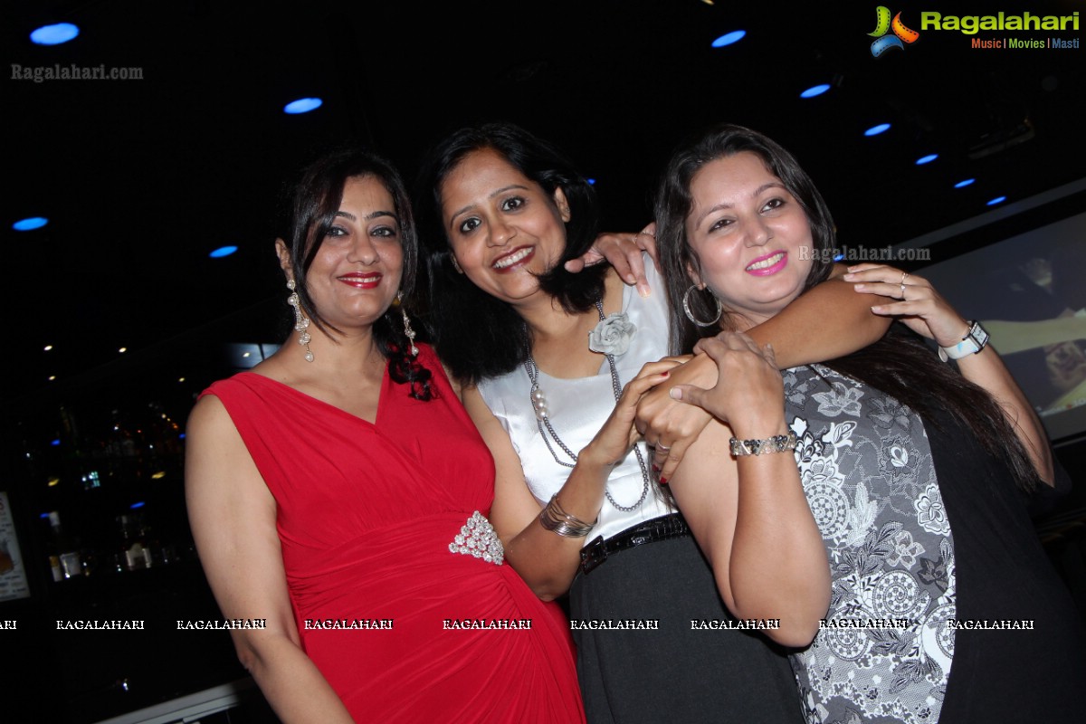 Charmers Day Party at Tap Lounge, Hyderabad (Sep. 2, 2014)