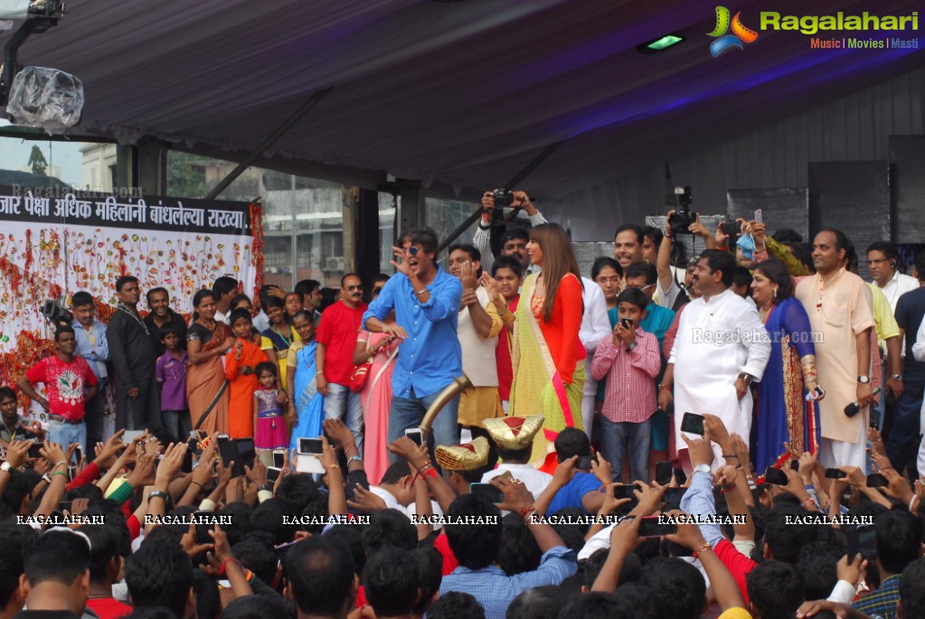 Bolly Celebs at Dahi Handi 2014 Celebrations of MNS leader Ram Kadam