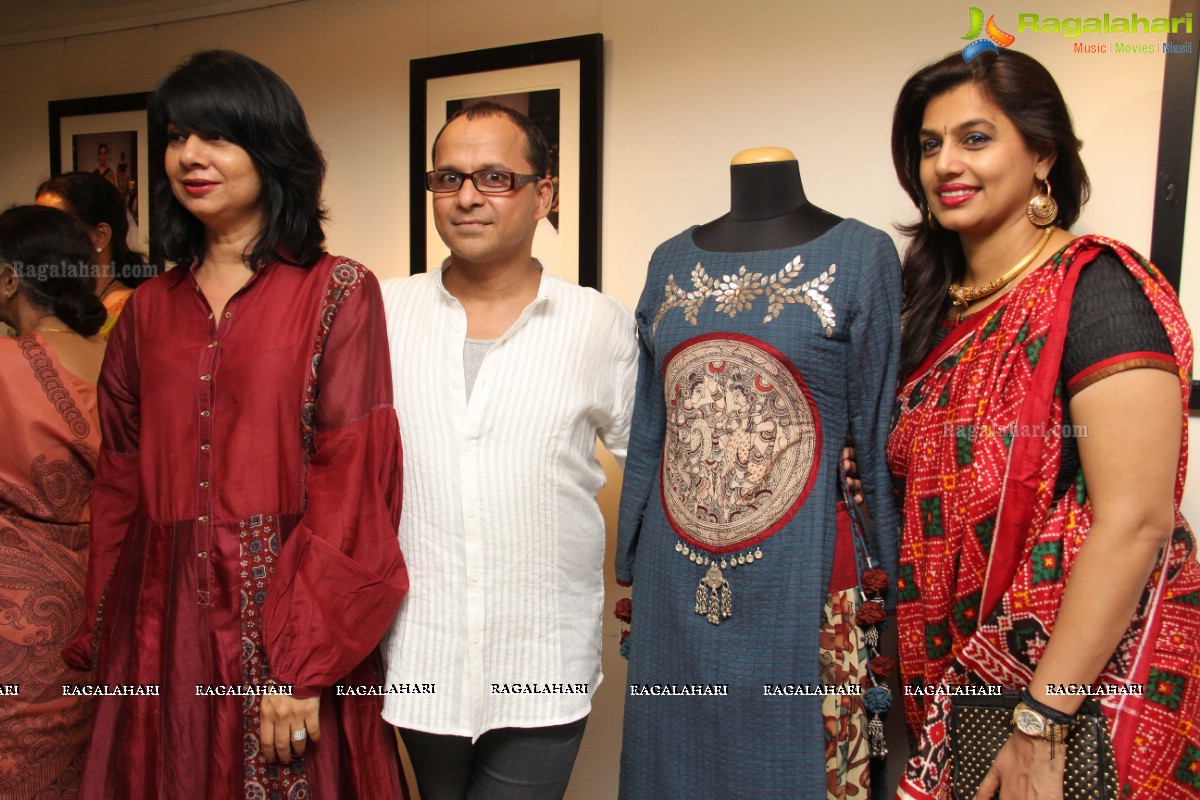 Designer Sashikant Naidu’s 2014 Lakme Fashion Week Collection at Muse Art Gallery